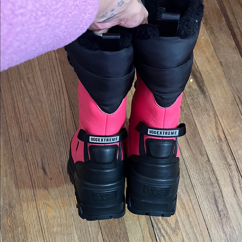 UGG extreme gore-tek Pink and Black Lace-Up ski Boots -32°c 8 m 9 w - Picture 7 of 10